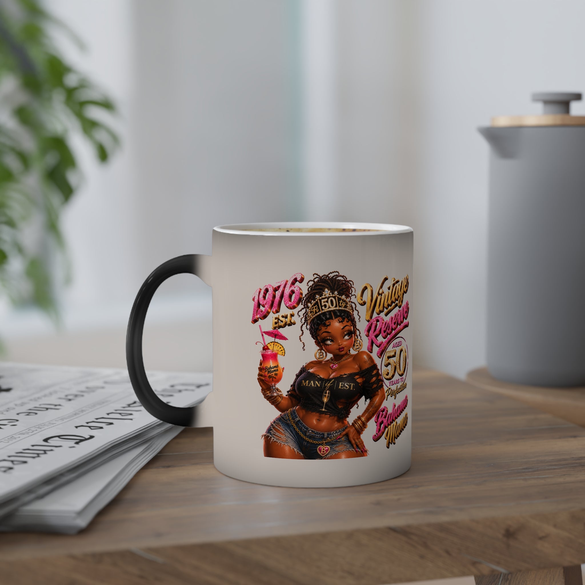1976 Vintage Babe Color-Changing Mug – 50th Birthday Retro Pin-Up Coffee Cup